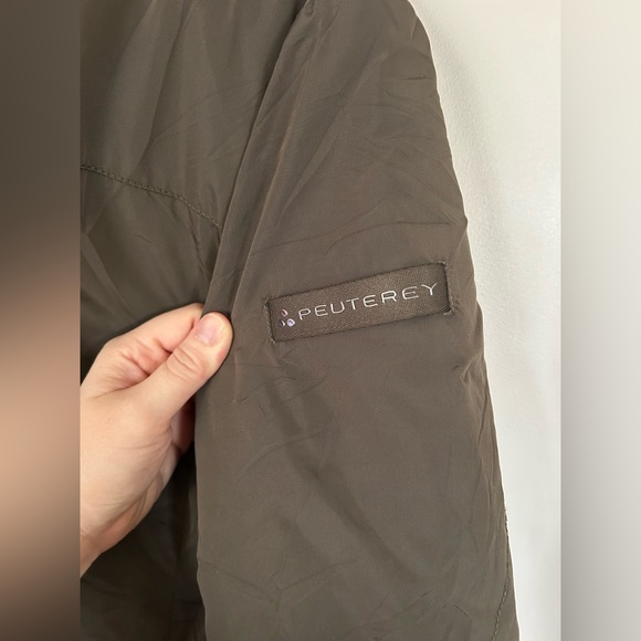 Peuterey Women’s Olive Green Genuine Down Filled Size Small - Picture 7 of 11
